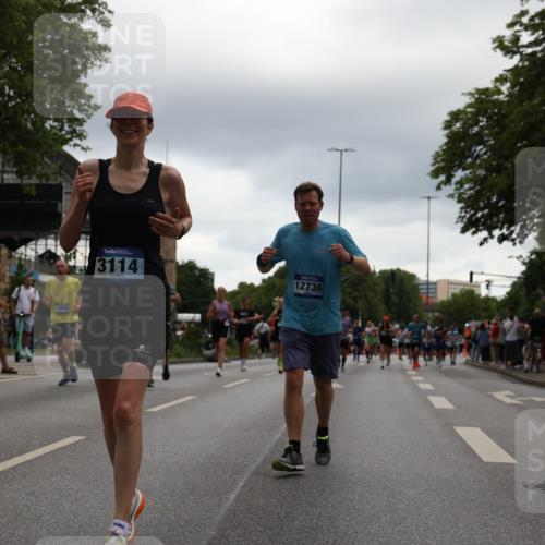 29.06.2025 - hella hamburg halbmarathon Yannick Fuchs http://msf.ph/oto/8369540 29.06.2025 10:53:32 20KM 2348, 2780, 3114, 3279, 3425, 4238, 4379, 4796, 4986, 5885, 6087, 6220, 6438, 7287, 7824, 8030, 8326, 8481, 8807, 9985, 10488, 10587, 10896, 11018, 11114, 11158, 11159, 11250, 11757, 11935, 11938, 12206, 12261, 12564, 12736, 12779, 12862, 13706, 13761, 14567, 14732, 14902, 14928, 14965, 15785, 15914, 16227, 16530, 16754, 16910, 16915, 16980, 17176, 17304, 17503, 18467, 18485, 18716, 18855, 19015, 19160 meine-sportfotos.de