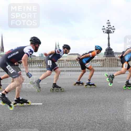 29.06.2025 - hella hamburg halbmarathon Lena Gebhardt http://msf.ph/oto/8369603 29.06.2025 08:50:03 Lombardsbrücke 491, 440, 410 meine-sportfotos.de