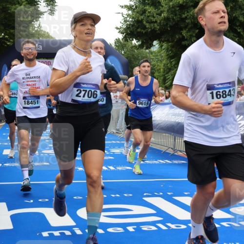 29.06.2025 - hella hamburg halbmarathon Strokosch-Dieckow http://msf.ph/oto/8369644 29.06.2025 10:49:41 Ziel 2504, 2706, 2937, 3060, 3543, 5894, 5978, 6115, 6125, 7332, 9038, 9463, 9551, 9619, 9649, 9723, 9924, 11679, 11975, 11977, 13159, 14794, 15392, 16843, 16877, 17001, 17282, 17753, 18058, 18451, 18926 meine-sportfotos.de