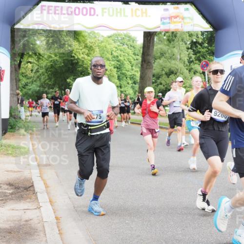 29.06.2025 - hella hamburg halbmarathon MichiJ http://msf.ph/oto/8369672 29.06.2025 10:44:26 Zwischen KM18-KM19 1387, 2652, 2656, 3575, 4632, 5391, 6892, 7159, 9316, 10788, 11645, 15220, 15664, 16418, 16634, 16909, 17405, 18180, 18325, 18531 meine-sportfotos.de