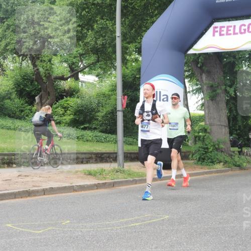 29.06.2025 - hella hamburg halbmarathon KatJ http://msf.ph/oto/8369939 29.06.2025 10:23:34 Zwischen KM18-KM19 3005, 4477, 5152 meine-sportfotos.de