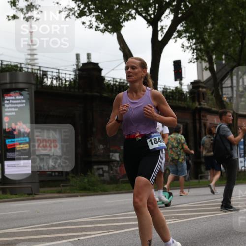 29.06.2025 - hella hamburg halbmarathon Yannick Fuchs http://msf.ph/oto/8369978 29.06.2025 10:53:37 20KM 2780, 3114, 3425, 4238, 4379, 4796, 4986, 6087, 6438, 7287, 7824, 8030, 8326, 8481, 8807, 9741, 9985, 10488, 10587, 10896, 11018, 11114, 11158, 11159, 11250, 11757, 12206, 12261, 12406, 12564, 12736, 12779, 12862, 13036, 13706, 13761, 14732, 14928, 15083, 15525, 15785, 15914, 16227, 16530, 16754, 16915, 16980, 17176, 17304, 17860, 18377, 18467, 18485, 18716, 18855, 19178 meine-sportfotos.de