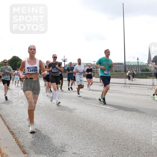 29.06.2025 - hella hamburg halbmarathon Lena Gebhardt http://msf.ph/oto/8370253 29.06.2025 10:39:41 Lombardsbrücke 9777, 13495, 111, 9698, 11461, 13574, 1076, 1586, 1856, 1883, 1899, 2092, 2313, 2578, 2843, 2976, 3046, 3275, 3353, 3727, 3882, 3883, 3884, 4298, 4523, 4603, 4609, 4659, 4752, 4855, 4882, 5045, 5229, 5654, 5701, 6321, 6342, 6343, 6427, 6428, 6698, 6719, 6726, 6739, 6748, 7045, 7053, 7125, 7199, 7341, 7429, 7455, 7456, 7501, 7506, 7524, 7684, 8107, 8203, 8243, 8612, 8995, 9393, 9420, 9569, 9698, 9747, 9777, 10441, 10512, 10516 meine-sportfotos.de