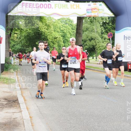 29.06.2025 - hella hamburg halbmarathon MichiJ http://msf.ph/oto/8370258 29.06.2025 10:44:31 Zwischen KM18-KM19 1239, 1387, 2652, 2656, 3141, 4579, 6592, 10599, 10788, 11018, 11043, 13863, 14266, 15664, 16227, 16634, 17543, 18325, 18531 meine-sportfotos.de