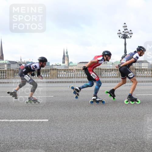 29.06.2025 - hella hamburg halbmarathon Lena Gebhardt http://msf.ph/oto/8370285 29.06.2025 08:50:04 Lombardsbrücke 433, 405, 445 meine-sportfotos.de