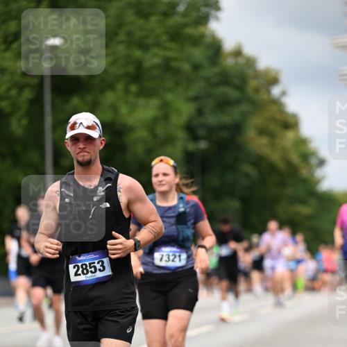 29.06.2025 - hella hamburg halbmarathon Dr. Thomas Lammeyer http://msf.ph/oto/8370341 29.06.2025 10:42:00 Kennedybrücke 1337, 1475, 1799, 1985, 2016, 2031, 2853, 3286, 3880, 4442, 4762, 5139, 5522, 5523, 6697, 6955, 7124, 7321, 7544, 7629, 8499, 8811, 8843, 8985, 9288, 9524, 9894, 10025, 10159, 10506, 10836, 11087 meine-sportfotos.de