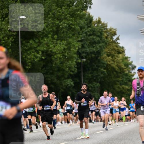 29.06.2025 - hella hamburg halbmarathon Dr. Thomas Lammeyer http://msf.ph/oto/8370543 29.06.2025 10:42:02 Kennedybrücke 1337, 1475, 1799, 1985, 2016, 2031, 2853, 3286, 3880, 4762, 5139, 5522, 5523, 6697, 6955, 7124, 7321, 7629, 8499, 8811, 8843, 8985, 9288, 9391, 9524, 9894, 10025, 10159, 10506, 10836, 11087 meine-sportfotos.de