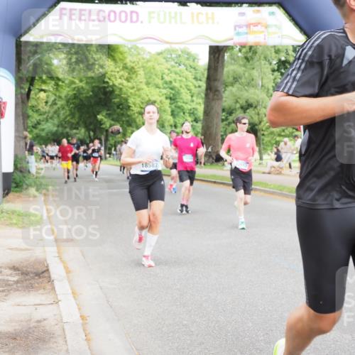 29.06.2025 - hella hamburg halbmarathon MichiJ http://msf.ph/oto/8370586 29.06.2025 10:44:34 Zwischen KM18-KM19 1239, 1387, 3141, 4579, 6592, 10599, 11018, 11043, 13863, 14266, 16227, 17543, 18325, 18508, 18531, 18587 meine-sportfotos.de