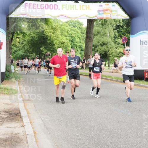 29.06.2025 - hella hamburg halbmarathon MichiJ http://msf.ph/oto/8370874 29.06.2025 10:44:40 Zwischen KM18-KM19 2711, 7833, 8322, 9450, 9485, 17415, 18508, 18587, 18652 meine-sportfotos.de