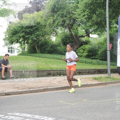 29.06.2025 - hella hamburg halbmarathon KatJ http://msf.ph/oto/8370893 29.06.2025 10:23:41 Zwischen KM18-KM19 57, 4477, 5048, 6169 meine-sportfotos.de