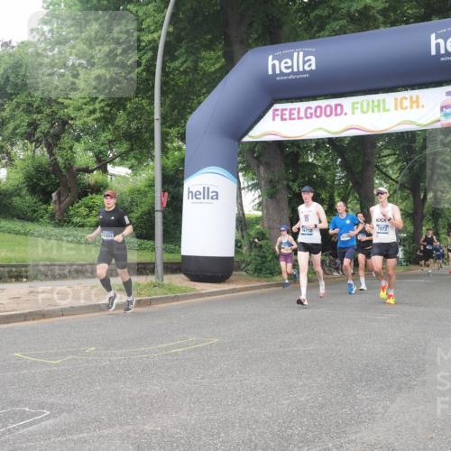 29.06.2025 - hella hamburg halbmarathon KatJ http://msf.ph/oto/8370927 29.06.2025 10:23:43 Zwischen KM18-KM19 57, 1217, 5048, 6169, 7972 meine-sportfotos.de