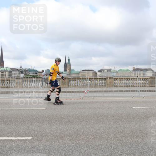 29.06.2025 - hella hamburg halbmarathon Lena Gebhardt http://msf.ph/oto/8371190 29.06.2025 09:11:42 Lombardsbrücke  meine-sportfotos.de