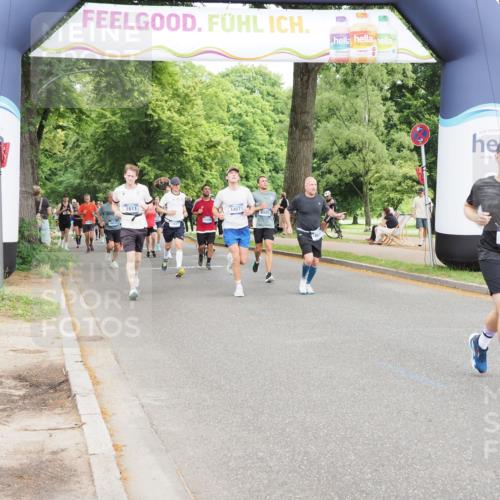 29.06.2025 - hella hamburg halbmarathon MichiJ http://msf.ph/oto/8371244 29.06.2025 10:44:46 Zwischen KM18-KM19 1611, 2236, 2711, 7082, 7833, 9485, 10383, 14369, 14571, 15197, 17415, 18891 meine-sportfotos.de