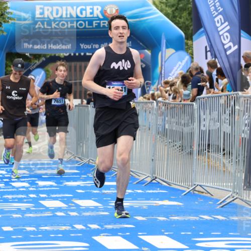 29.06.2025 - hella hamburg halbmarathon Strokosch-Dieckow http://msf.ph/oto/8371304 29.06.2025 10:27:32 Ziel 2203, 4678, 7651, 8731, 9804, 10655, 12341, 13941, 17354, 18567, 18832, 19114 meine-sportfotos.de