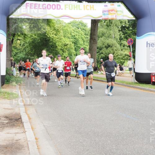 29.06.2025 - hella hamburg halbmarathon MichiJ http://msf.ph/oto/8371399 29.06.2025 10:44:47 Zwischen KM18-KM19 1611, 2236, 6595, 7082, 9485, 10383, 12495, 14369, 14571, 15197, 17827, 18891 meine-sportfotos.de
