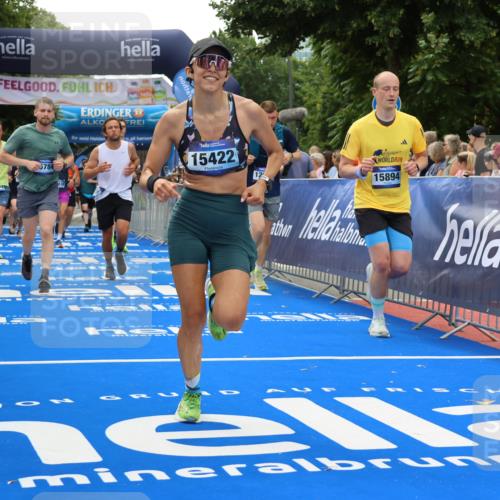 29.06.2025 - hella hamburg halbmarathon Strokosch-Dieckow http://msf.ph/oto/8371412 29.06.2025 10:49:22 Ziel 1342, 1476, 2878, 4183, 4185, 6158, 8437, 8813, 9348, 10053, 10189, 11339, 11779, 11819, 12670, 13269, 13450, 14526, 14838, 15422, 15784, 15894, 15966, 16891, 18476, 18887, 18960 meine-sportfotos.de