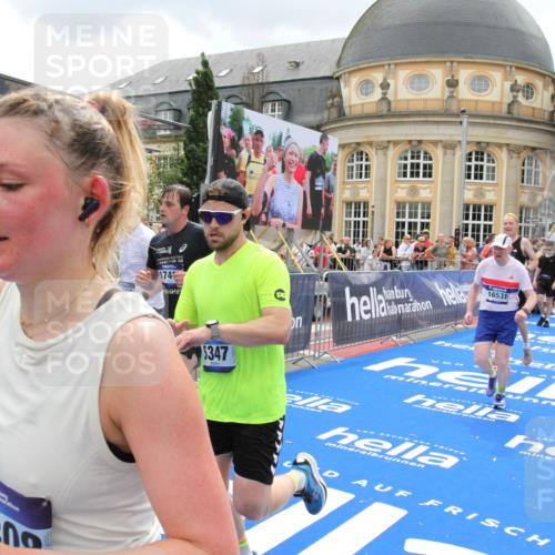 29.06.2025 - hella hamburg halbmarathon Michael Strokosch http://msf.ph/oto/8371426 29.06.2025 10:58:31 Ziel 4550, 4767, 5341, 5347, 7476, 11808, 14355, 16531, 17415, 18266, 18891, 19166 meine-sportfotos.de
