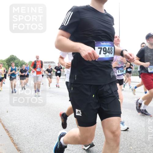29.06.2025 - hella hamburg halbmarathon Lena Gebhardt http://msf.ph/oto/8371483 29.06.2025 10:48:56 Lombardsbrücke 11861, 2437, 11365, 7948, 1704, 3215, 908, 1142, 1167, 1584, 2160, 2395, 2437, 2438, 2713, 2716, 2792, 3086, 3215, 3224, 3253, 4403, 5010, 5118, 5479, 5480, 5551, 6015, 6437, 6566, 6979, 7062, 7203, 7947, 7948, 8719, 8760, 9341, 9359, 9552, 9787, 10059, 10081, 10204, 10366, 10524, 10654, 10656, 10782, 10785, 11000, 11031, 11192, 11364, 11365, 13814, 13845, 15715, 16498, 16499, 16701 meine-sportfotos.de