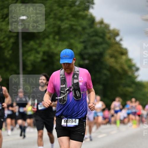 29.06.2025 - hella hamburg halbmarathon Dr. Thomas Lammeyer http://msf.ph/oto/8371575 29.06.2025 10:42:05 Kennedybrücke 1337, 1475, 1799, 1985, 2016, 2124, 2853, 3010, 3246, 3286, 3880, 4762, 5139, 5522, 5523, 5875, 6697, 6955, 7124, 7321, 7629, 8696, 8811, 8985, 9391, 9524, 9894, 10025, 10146, 10506, 10836, 11087, 11164 meine-sportfotos.de