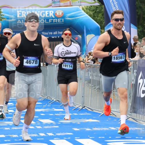 29.06.2025 - hella hamburg halbmarathon Strokosch-Dieckow http://msf.ph/oto/8371710 29.06.2025 10:27:28 Ziel 2203, 4678, 7651, 9804, 12341, 13941, 14019, 15576, 17354, 18567, 19114 meine-sportfotos.de
