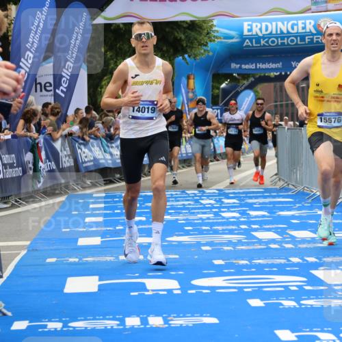 29.06.2025 - hella hamburg halbmarathon Strokosch-Dieckow http://msf.ph/oto/8371771 29.06.2025 10:27:23 Ziel 4678, 9804, 13941, 14019, 15136, 15576, 18037, 18124, 18567, 19114 meine-sportfotos.de