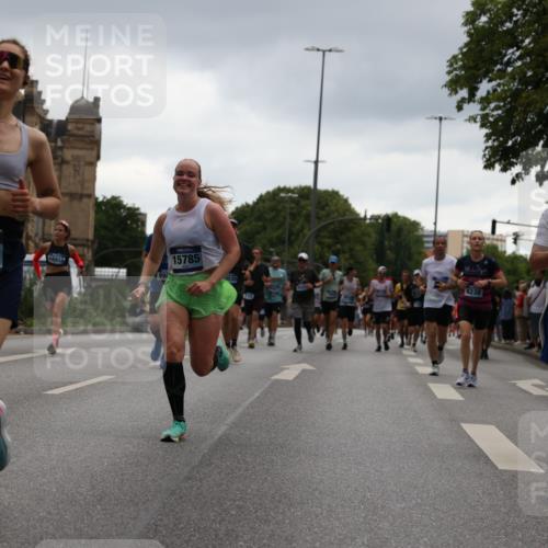 29.06.2025 - hella hamburg halbmarathon Yannick Fuchs http://msf.ph/oto/8371773 29.06.2025 10:53:43 20KM 2780, 3169, 4238, 4379, 4796, 4986, 6327, 6470, 7824, 8030, 8326, 8481, 8807, 9741, 9985, 10488, 10587, 11018, 11114, 11158, 11159, 11250, 11757, 12406, 12779, 13036, 13706, 14471, 14928, 15083, 15525, 15785, 15914, 16227, 16530, 16754, 16915, 17176, 17304, 17860, 18377, 18485, 18855, 19178 meine-sportfotos.de