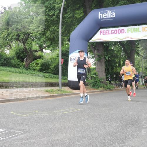 29.06.2025 - hella hamburg halbmarathon KatJ http://msf.ph/oto/8371834 29.06.2025 10:23:48 Zwischen KM18-KM19 1217, 6169, 7884, 7972 meine-sportfotos.de
