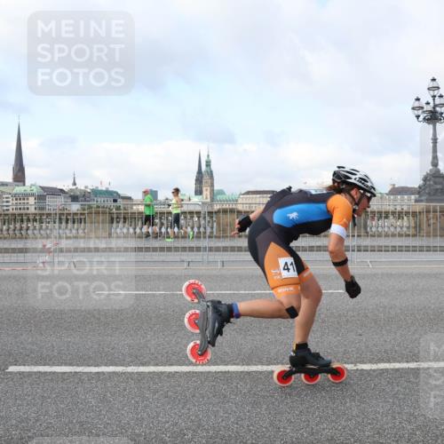 29.06.2025 - hella hamburg halbmarathon Lena Gebhardt http://msf.ph/oto/8371947 29.06.2025 08:50:44 Lombardsbrücke 41 meine-sportfotos.de