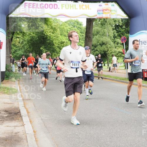 29.06.2025 - hella hamburg halbmarathon MichiJ http://msf.ph/oto/8371954 29.06.2025 10:44:49 Zwischen KM18-KM19 1611, 2236, 2840, 6595, 7082, 10383, 12495, 13880, 14369, 14571, 15145, 15197, 17827, 18891 meine-sportfotos.de
