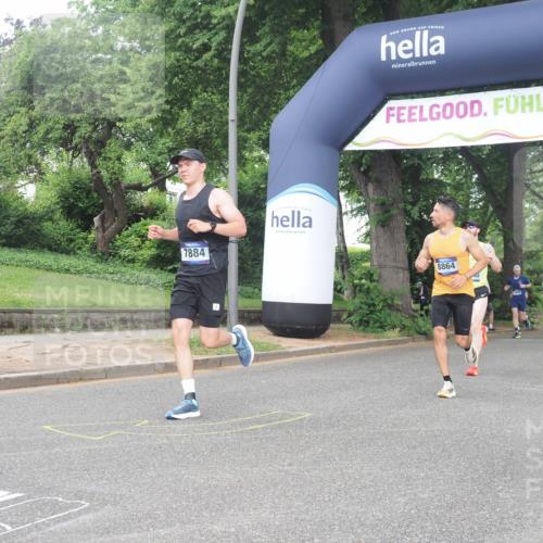 29.06.2025 - hella hamburg halbmarathon KatJ http://msf.ph/oto/8371966 29.06.2025 10:23:48 Zwischen KM18-KM19 1217, 6169, 7884, 7972 meine-sportfotos.de