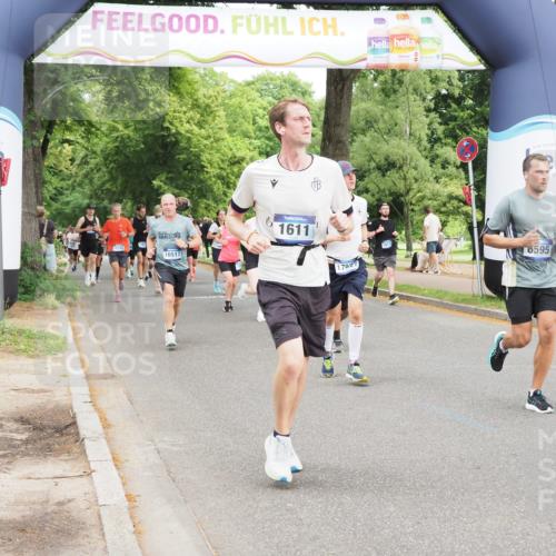 29.06.2025 - hella hamburg halbmarathon MichiJ http://msf.ph/oto/8371974 29.06.2025 10:44:49 Zwischen KM18-KM19 1611, 2236, 2840, 6595, 7082, 10383, 12495, 13880, 14369, 14571, 15145, 15197, 17827, 18891 meine-sportfotos.de