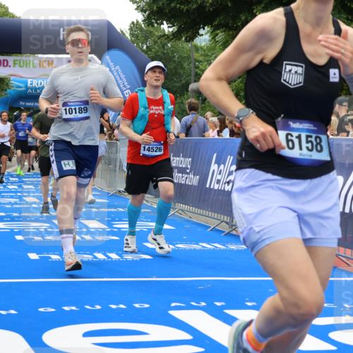 29.06.2025 - hella hamburg halbmarathon Strokosch-Dieckow http://msf.ph/oto/8372054 29.06.2025 10:49:19 Ziel 1342, 1476, 2013, 4183, 4185, 6158, 8112, 9348, 10053, 10189, 11779, 11819, 12670, 13269, 13450, 14526, 14838, 15422, 15784, 15894, 15966, 16369, 16891, 18887 meine-sportfotos.de