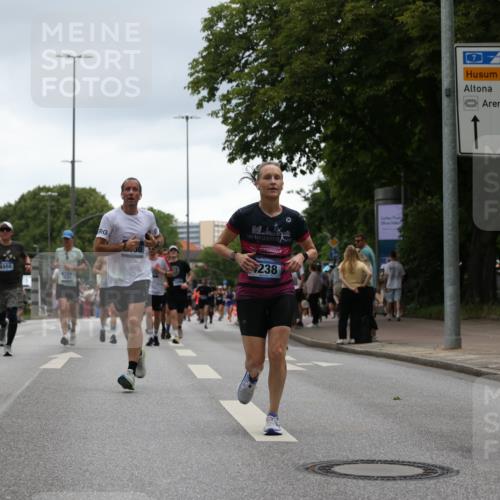 29.06.2025 - hella hamburg halbmarathon Yannick Fuchs http://msf.ph/oto/8372248 29.06.2025 10:53:46 20KM 1544, 2780, 3169, 3780, 4238, 4379, 4796, 4986, 6327, 6470, 7824, 8030, 8326, 8481, 8807, 9741, 9985, 10281, 10301, 10488, 11018, 11114, 11158, 11159, 11250, 11757, 12406, 12446, 12779, 13036, 13706, 14471, 14928, 15083, 15525, 15673, 15785, 15914, 16227, 16530, 16754, 16915, 17176, 17304, 17860, 18377, 18485, 18624, 18855, 19178 meine-sportfotos.de