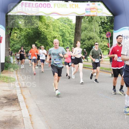 29.06.2025 - hella hamburg halbmarathon MichiJ http://msf.ph/oto/8372256 29.06.2025 10:44:50 Zwischen KM18-KM19 1611, 2236, 2806, 2840, 6595, 7856, 12495, 13880, 14369, 14571, 15145, 15197, 16113, 16517, 17827, 18891 meine-sportfotos.de
