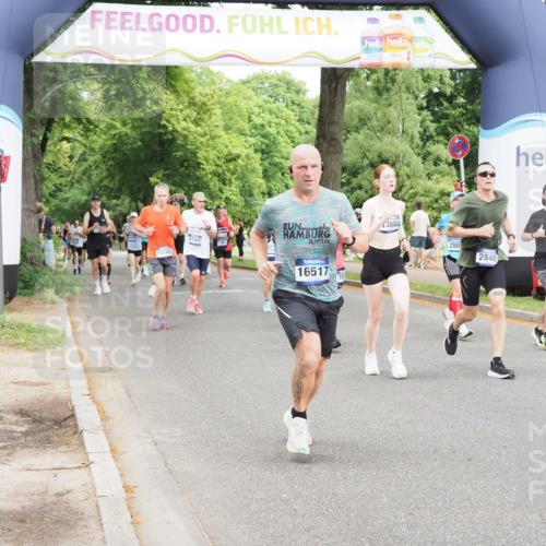 29.06.2025 - hella hamburg halbmarathon MichiJ http://msf.ph/oto/8372329 29.06.2025 10:44:51 Zwischen KM18-KM19 1611, 2236, 2282, 2806, 2840, 6595, 7856, 12495, 13880, 14369, 14571, 15145, 16113, 16517, 17827, 18891 meine-sportfotos.de