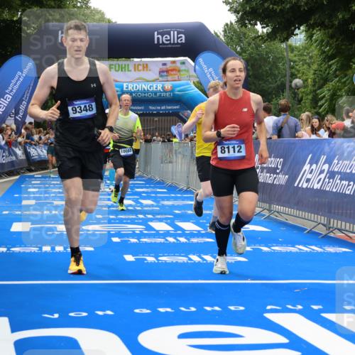 29.06.2025 - hella hamburg halbmarathon Strokosch-Dieckow http://msf.ph/oto/8372368 29.06.2025 10:49:15 Ziel 2013, 4183, 4185, 6158, 6389, 8112, 9348, 10053, 10184, 10189, 11819, 13450, 14526, 15422, 15523, 16369, 16414, 16731, 18842 meine-sportfotos.de