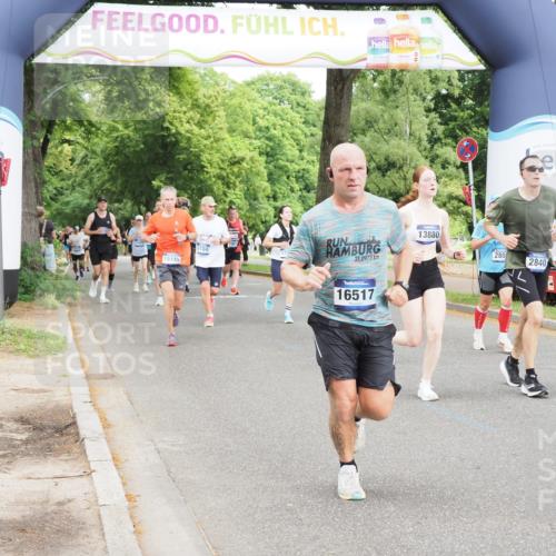 29.06.2025 - hella hamburg halbmarathon MichiJ http://msf.ph/oto/8372400 29.06.2025 10:44:51 Zwischen KM18-KM19 1611, 2236, 2282, 2806, 2840, 6595, 7856, 12495, 13880, 14369, 14571, 15145, 16113, 16517, 17827, 18891 meine-sportfotos.de