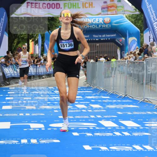 29.06.2025 - hella hamburg halbmarathon Strokosch-Dieckow http://msf.ph/oto/8372415 29.06.2025 10:27:20 Ziel 4678, 14019, 15136, 15576, 15583, 18037, 18124, 18567 meine-sportfotos.de