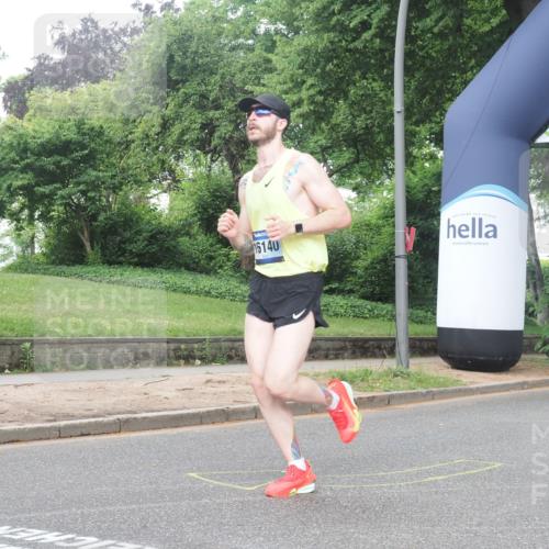 29.06.2025 - hella hamburg halbmarathon KatJ http://msf.ph/oto/8372441 29.06.2025 10:23:50 Zwischen KM18-KM19 1217, 7884, 7972 meine-sportfotos.de