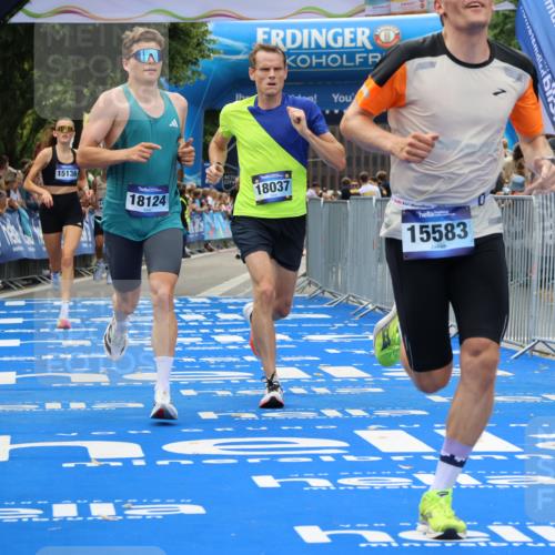 29.06.2025 - hella hamburg halbmarathon Strokosch-Dieckow http://msf.ph/oto/8372534 29.06.2025 10:27:17 Ziel 9097, 14019, 15136, 15576, 15583, 18037, 18124 meine-sportfotos.de