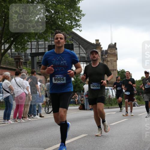 29.06.2025 - hella hamburg halbmarathon Yannick Fuchs http://msf.ph/oto/8372588 29.06.2025 10:53:47 20KM 1544, 2780, 3169, 3780, 4238, 4379, 4796, 4986, 6327, 6470, 7259, 7824, 8030, 8326, 8481, 8807, 9741, 9985, 10281, 10301, 10488, 11018, 11114, 11158, 11159, 11250, 11757, 12406, 12446, 12779, 13036, 13706, 14471, 14928, 15083, 15525, 15673, 15785, 15914, 16227, 16530, 16754, 16915, 17304, 17860, 18377, 18485, 18624, 18855, 19178 meine-sportfotos.de