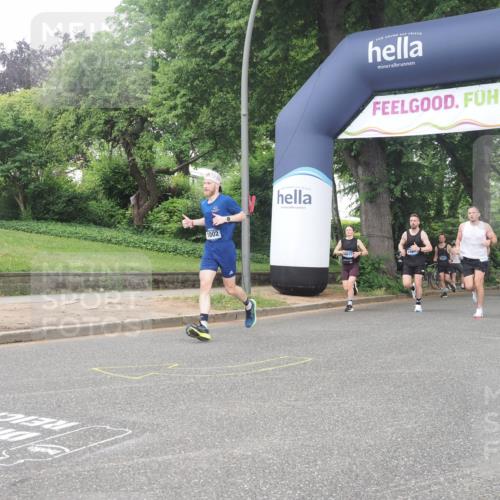 29.06.2025 - hella hamburg halbmarathon KatJ http://msf.ph/oto/8372592 29.06.2025 10:23:52 Zwischen KM18-KM19 1002, 1644, 7884 meine-sportfotos.de