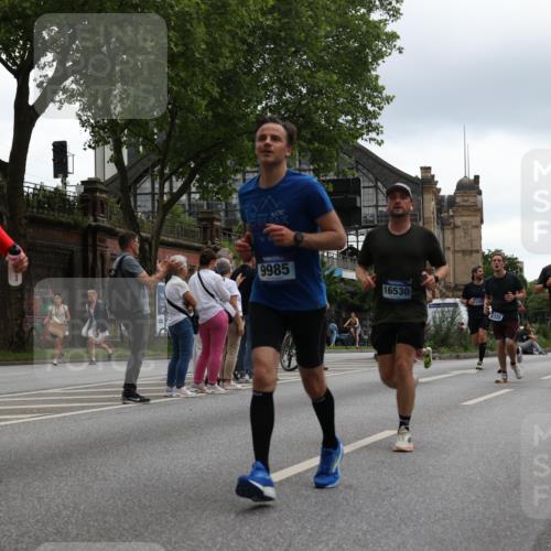 29.06.2025 - hella hamburg halbmarathon Yannick Fuchs http://msf.ph/oto/8372775 29.06.2025 10:53:47 20KM 1544, 2780, 3169, 3780, 4238, 4379, 4796, 4986, 6327, 6470, 7259, 7824, 8030, 8326, 8481, 8807, 9741, 9985, 10281, 10301, 10488, 11018, 11114, 11158, 11159, 11250, 11757, 12406, 12446, 12779, 13036, 13706, 14471, 14928, 15083, 15525, 15673, 15785, 15914, 16227, 16530, 16754, 16915, 17304, 17860, 18377, 18485, 18624, 18855, 19178 meine-sportfotos.de