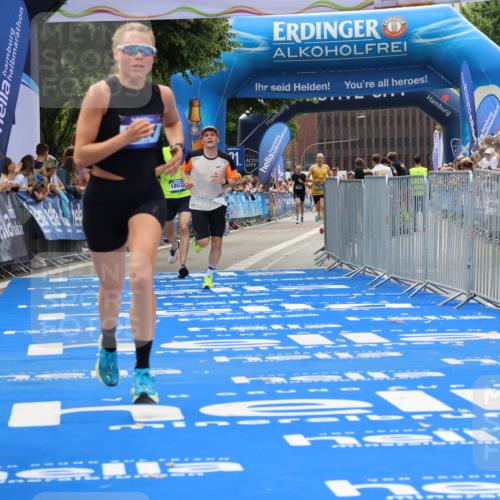 29.06.2025 - hella hamburg halbmarathon Strokosch-Dieckow http://msf.ph/oto/8372892 29.06.2025 10:27:13 Ziel 9097, 15136, 15583, 18037, 18124 meine-sportfotos.de