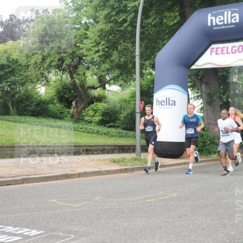 29.06.2025 - hella hamburg halbmarathon KatJ http://msf.ph/oto/8373136 29.06.2025 10:23:55 Zwischen KM18-KM19 1002, 1644, 8395 meine-sportfotos.de