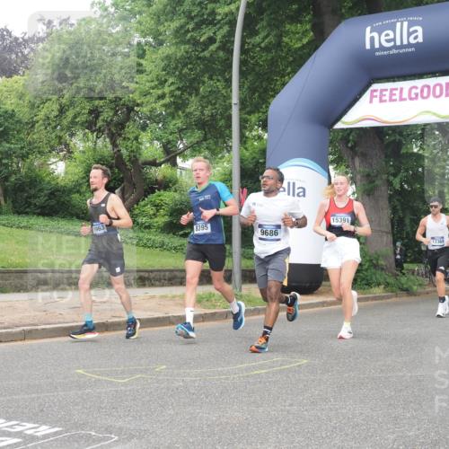 29.06.2025 - hella hamburg halbmarathon KatJ http://msf.ph/oto/8373326 29.06.2025 10:23:56 Zwischen KM18-KM19 1002, 1644, 8395 meine-sportfotos.de
