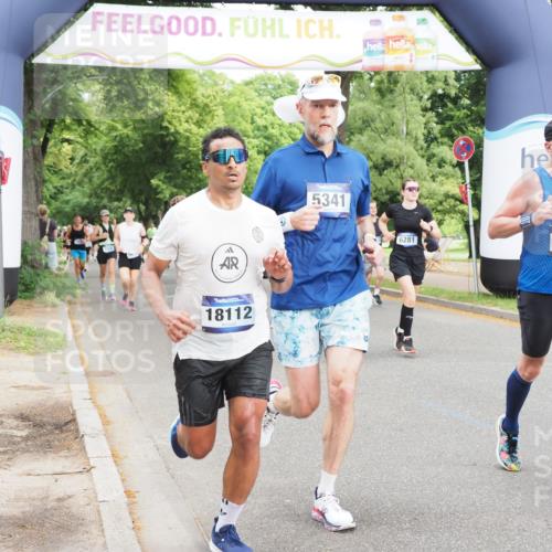 29.06.2025 - hella hamburg halbmarathon MichiJ http://msf.ph/oto/8373494 29.06.2025 10:45:00 Zwischen KM18-KM19 1595, 2907, 3251, 4088, 5277, 5341, 6104, 6281, 6302, 10020, 13287, 13664, 14914, 16910, 17531, 17782, 18068, 18112, 18762 meine-sportfotos.de
