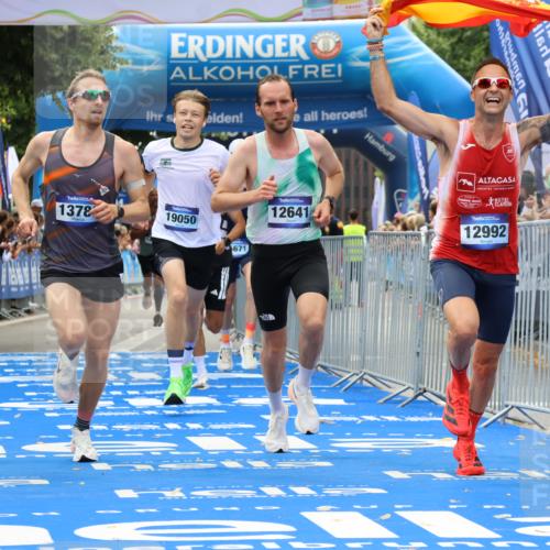 29.06.2025 - hella hamburg halbmarathon Strokosch-Dieckow http://msf.ph/oto/8373536 29.06.2025 10:26:57 Ziel 5344, 9079, 12641, 12992, 13780, 13956, 14828, 15023, 15671, 19050 meine-sportfotos.de