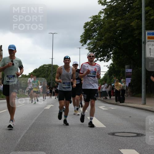 29.06.2025 - hella hamburg halbmarathon Yannick Fuchs http://msf.ph/oto/8373735 29.06.2025 10:53:51 20KM 1019, 1544, 2780, 3169, 3780, 4238, 4379, 4986, 5272, 6327, 6470, 7259, 7824, 8030, 8326, 8481, 8749, 8807, 9741, 9985, 10271, 10281, 10301, 10488, 11018, 11114, 11158, 11159, 11250, 11757, 12406, 12422, 12446, 12779, 13036, 13706, 13847, 13993, 14471, 14823, 15083, 15525, 15673, 15785, 15914, 16530, 16608, 16754, 16915, 17860, 18130, 18200, 18202, 18377, 18624, 18855, 19178 meine-sportfotos.de