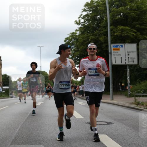 29.06.2025 - hella hamburg halbmarathon Yannick Fuchs http://msf.ph/oto/8373851 29.06.2025 10:53:52 20KM 1019, 1544, 2780, 3169, 3780, 4238, 4379, 4986, 5272, 6327, 6470, 7259, 7824, 8030, 8326, 8481, 8749, 8807, 9741, 9985, 10271, 10281, 10301, 10488, 11114, 11158, 11159, 11250, 11757, 12406, 12422, 12446, 12779, 13036, 13706, 13847, 13993, 14471, 14823, 15083, 15525, 15673, 15785, 15914, 16530, 16608, 16754, 16915, 17860, 18130, 18200, 18202, 18377, 18624, 19178 meine-sportfotos.de